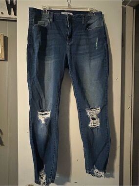 Women's Distressed Cello Jeans